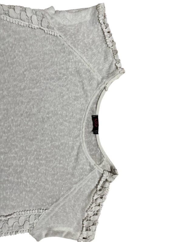 Women’s White Lace Top